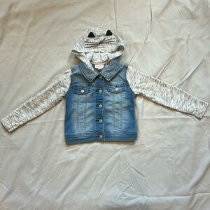 Cat and Jack denim hoody jacket 5t